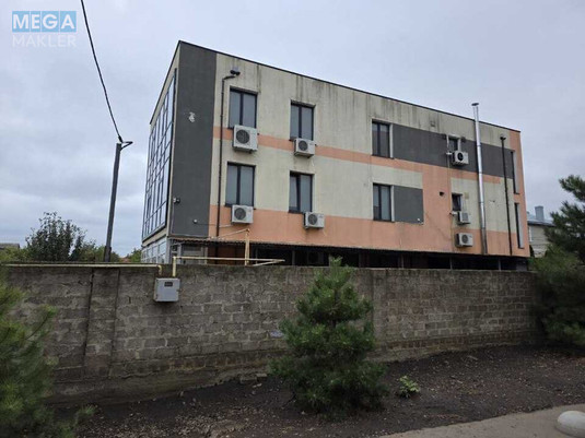 Продаж дома, 3&nbsp;поверху, 473&nbsp;кв.м, 9&nbsp;кімнат, ділянка 4&nbsp;сотки, <a class="location-link" href="/mizikevicha/" title="Недвижимость Мізікевича">Мізікевича</a>, Надії (изображение 3)