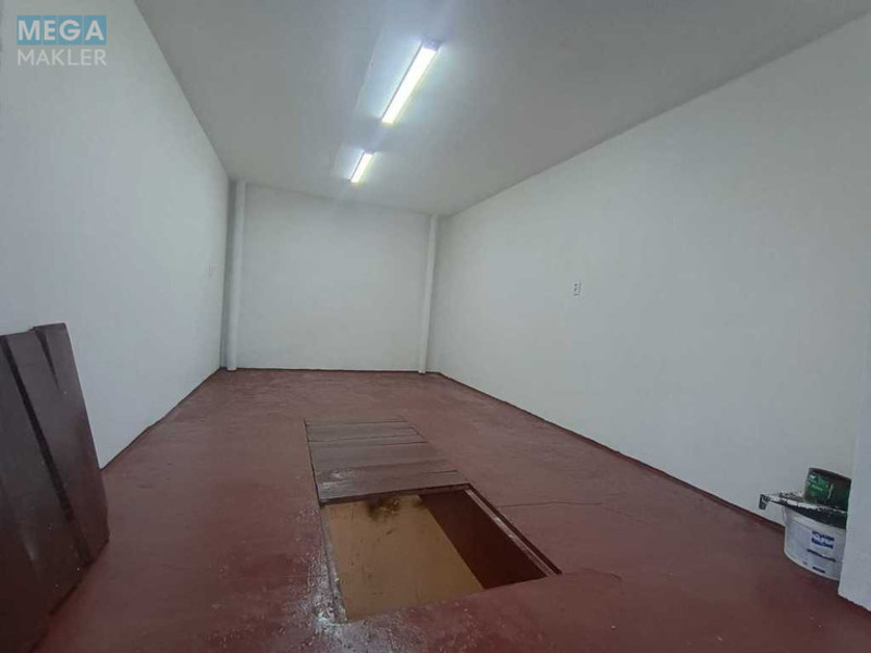 Продаж комерційної нерухомості, 40&nbsp;кв.м, <a class="location-link" href="/kiev/" title="Недвижимость Київ">Київ</a>, <a class="location-link" href="/kiev/desnyanskij/" title="Недвижимость Деснянський район">Деснянський р-н</a>, Крайня вул., 13 (изображение 7)