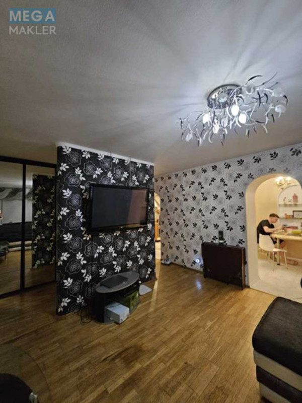 Продаж 5 кімнатної квартири (120/60/14), 14 пов. 14 пов. будинку, <a class="location-link" href="/kiev/" title="Недвижимость Київ">Київ</a>, <a class="location-link" href="/kiev/goloseevskij/" title="Недвижимость Голосіївський район">Голосіївський р-н</a>, Антоновича вул., 122 (изображение 3)