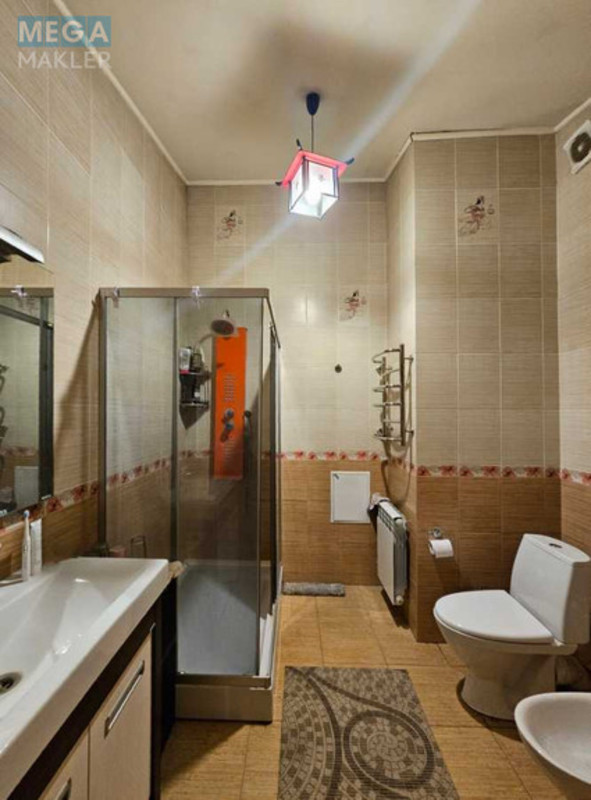 Продаж 5 кімнатної квартири (120/60/14), 14 пов. 14 пов. будинку, <a class="location-link" href="/kiev/" title="Недвижимость Київ">Київ</a>, <a class="location-link" href="/kiev/goloseevskij/" title="Недвижимость Голосіївський район">Голосіївський р-н</a>, Антоновича вул., 122 (изображение 17)