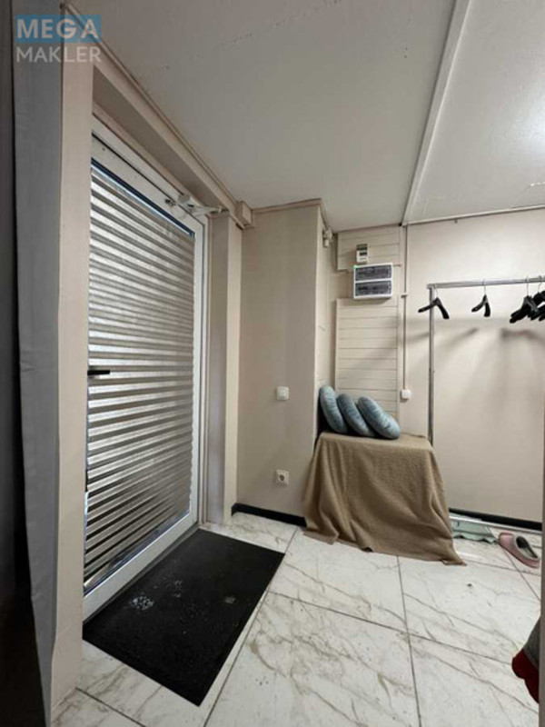 Оренда комерційної нерухомості, 50&nbsp;кв.м, <a class="location-link" href="/kiev/" title="Недвижимость Київ">Київ</a>, <a class="location-link" href="/kiev/goloseevskij/" title="Недвижимость Голосіївський район">Голосіївський р-н</a>, Практична вул., 8 (изображение 13)