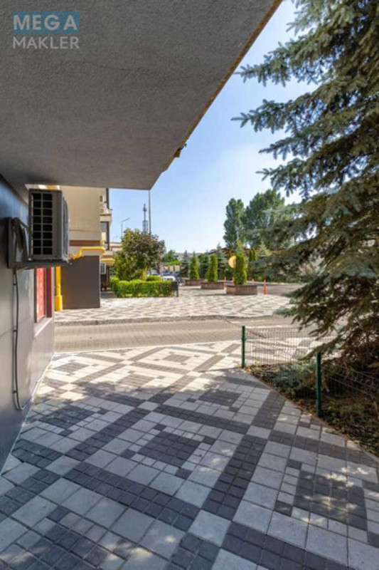 Оренда комерційної нерухомості, 50&nbsp;кв.м, <a class="location-link" href="/kiev/" title="Недвижимость Київ">Київ</a>, <a class="location-link" href="/kiev/goloseevskij/" title="Недвижимость Голосіївський район">Голосіївський р-н</a>, Практична вул., 8 (изображение 16)