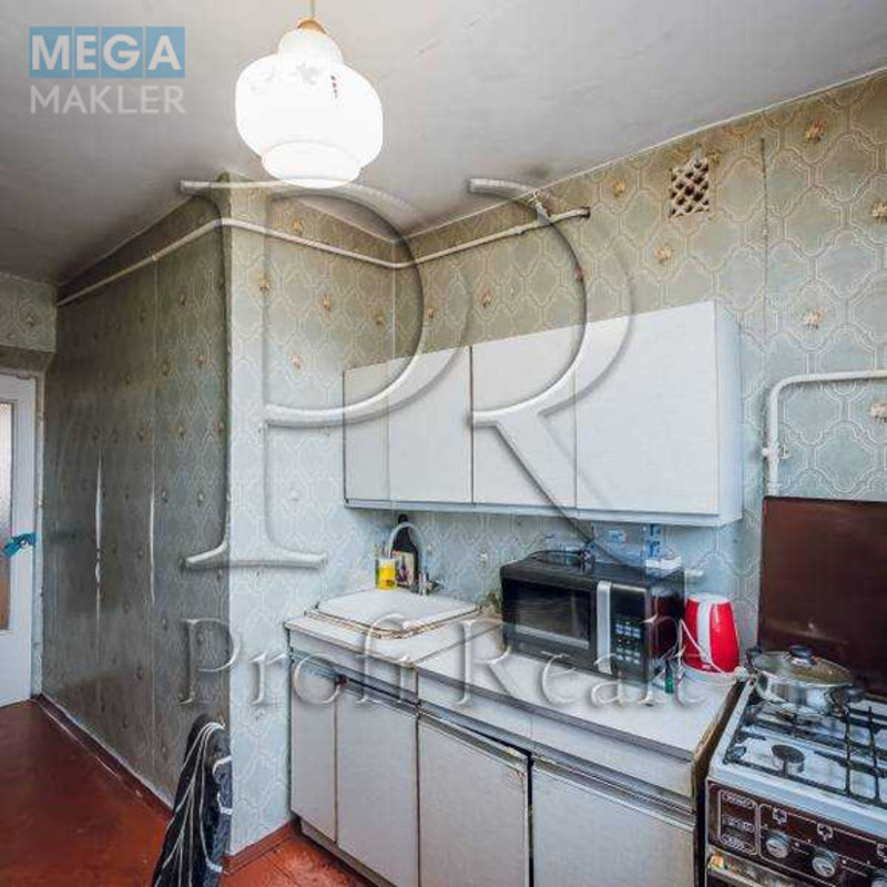 Продаж 3 кімнатної квартири (68/41/8), 8 пов. 9 пов. будинку, <a class="location-link" href="/kiev/" title="Недвижимость Київ">Київ</a>, <a class="location-link" href="/kiev/dneprovskij/" title="Недвижимость Дніпровський район">Дніпровський р-н</a>, Хорольська вулиця, 10 (изображение 10)