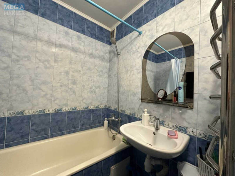 Оренда 3 кімнатної квартири, <a class="location-link" href="/kiev/" title="Недвижимость Київ">Київ</a>, <a class="location-link" href="/kiev/darnickij/" title="Недвижимость Дарницький район">Дарницький р-н</a>, Декабристів вул., 12/37 (изображение 16)