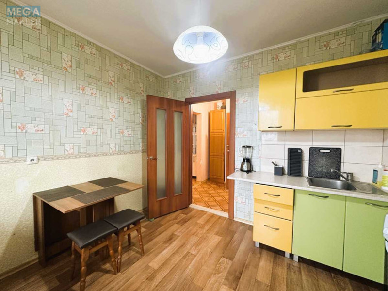 Оренда 1 кімнатної квартири, <a class="location-link" href="/kiev/" title="Недвижимость Київ">Київ</a>, <a class="location-link" href="/kiev/darnickij/" title="Недвижимость Дарницький район">Дарницький р-н</a>, Урлівська вул., 38 (изображение 4)