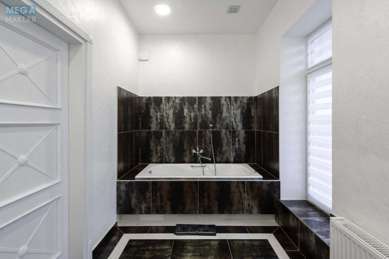 Продаж дома, 2&nbsp;поверху, 460&nbsp;кв.м, 4&nbsp;кімнати, ділянка 12&nbsp;соток, <a class="location-link" href="/petropavlovskaya-borshagovka/" title="Недвижимость Петропавлівська Борщагівка">Петропавлівська Борщагівка</a>, Харківська (изображение 23)