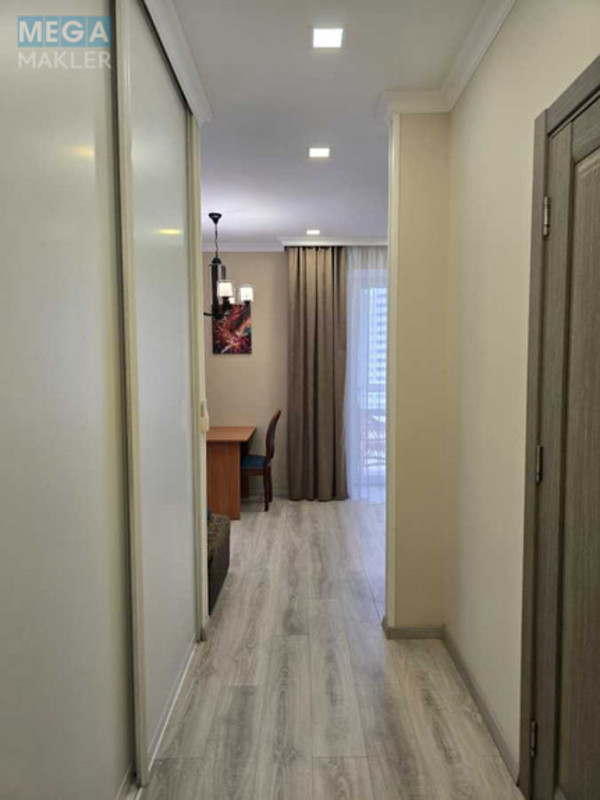 Продаж 1 кімнатної квартири (47/18/10), 14 пов. 16 пов. будинку, <a class="location-link" href="/kiev/" title="Недвижимость Київ">Київ</a>, <a class="location-link" href="/kiev/dneprovskij/" title="Недвижимость Дніпровський район">Дніпровський р-н</a>, Комбинатная ул., 25 (изображение 9)