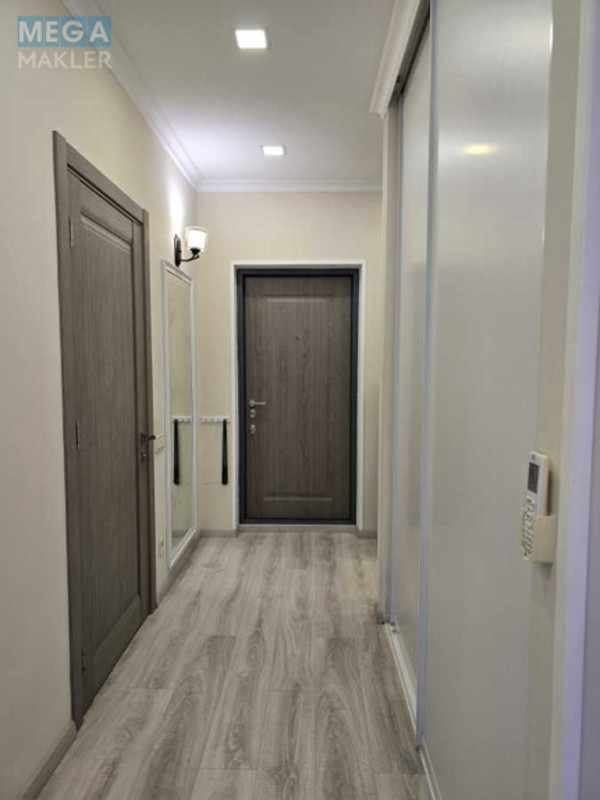 Продаж 1 кімнатної квартири (47/18/10), 14 пов. 16 пов. будинку, <a class="location-link" href="/kiev/" title="Недвижимость Київ">Київ</a>, <a class="location-link" href="/kiev/dneprovskij/" title="Недвижимость Дніпровський район">Дніпровський р-н</a>, Комбинатная ул., 25 (изображение 10)