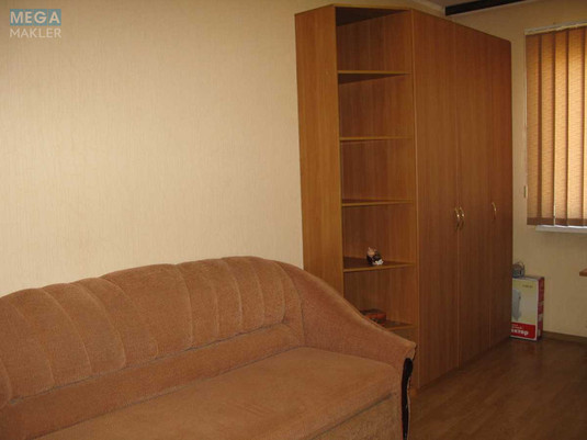 Оренда 2 кімнатної квартири, <a class="location-link" href="/kiev/" title="Недвижимость Київ">Київ</a>, <a class="location-link" href="/kiev/goloseevskij/" title="Недвижимость Голосіївський район">Голосіївський р-н</a>, Саперно-Слободская ул. (изображение 10)