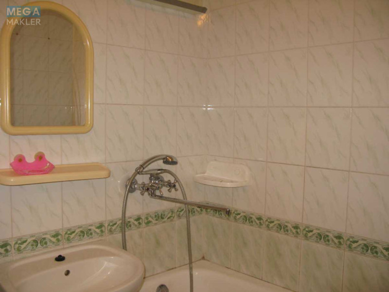 Оренда 1 кімнатної квартири, <a class="location-link" href="/kiev/" title="Недвижимость Київ">Київ</a>, <a class="location-link" href="/kiev/svyatoshinskij/" title="Недвижимость Святошинський район">Святошинський р-н</a>, Генерала Наумова ул. (изображение 9)