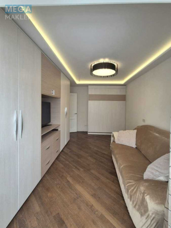 Оренда 2 кімнатної квартири, <a class="location-link" href="/kiev/" title="Недвижимость Київ">Київ</a>, <a class="location-link" href="/kiev/pecherskij/" title="Недвижимость Печерський район">Печерський р-н</a>, Евгения Коновальца ул., 35 (изображение 7)