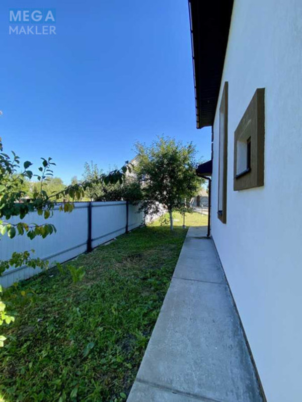 Продаж дома, 2&nbsp;поверху, 110&nbsp;кв.м, 3&nbsp;кімнати, ділянка 6&nbsp;соток, <a class="location-link" href="/baryshevka/" title="Недвижимость Баришівка">Баришівка</a>, <a class="location-link" href="/baryshevka/goloseevskij/" title="Недвижимость Голосеевский район">Голосеевский р-н</a>, Софіївська (изображение 12)