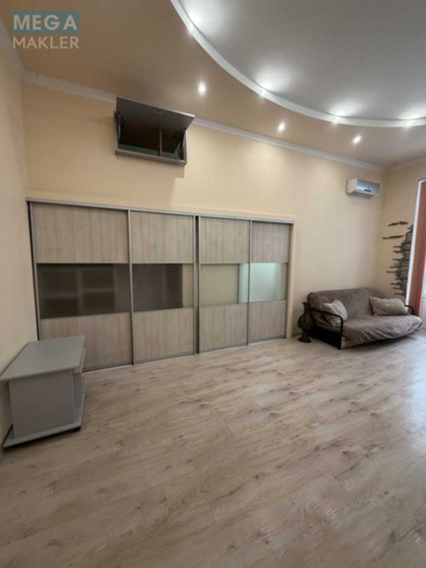 Оренда 2 кімнатної квартири, <a class="location-link" href="/kiev/" title="Недвижимость Київ">Київ</a>, <a class="location-link" href="/kiev/shevchenkovskij/" title="Недвижимость Шевченківський район">Шевченківський р-н</a>, Саксаганского ул., 147/5 (изображение 6)