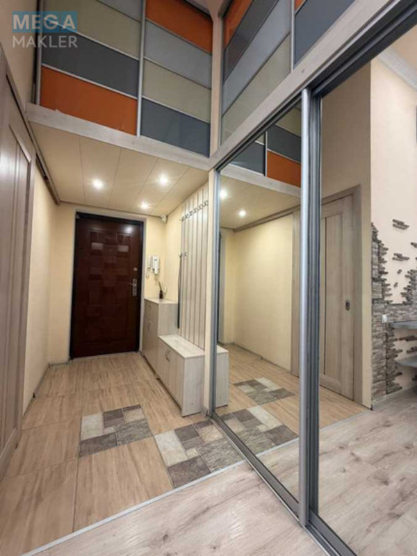 Оренда 2 кімнатної квартири, <a class="location-link" href="/kiev/" title="Недвижимость Київ">Київ</a>, <a class="location-link" href="/kiev/shevchenkovskij/" title="Недвижимость Шевченківський район">Шевченківський р-н</a>, Саксаганского ул., 147/5 (изображение 7)