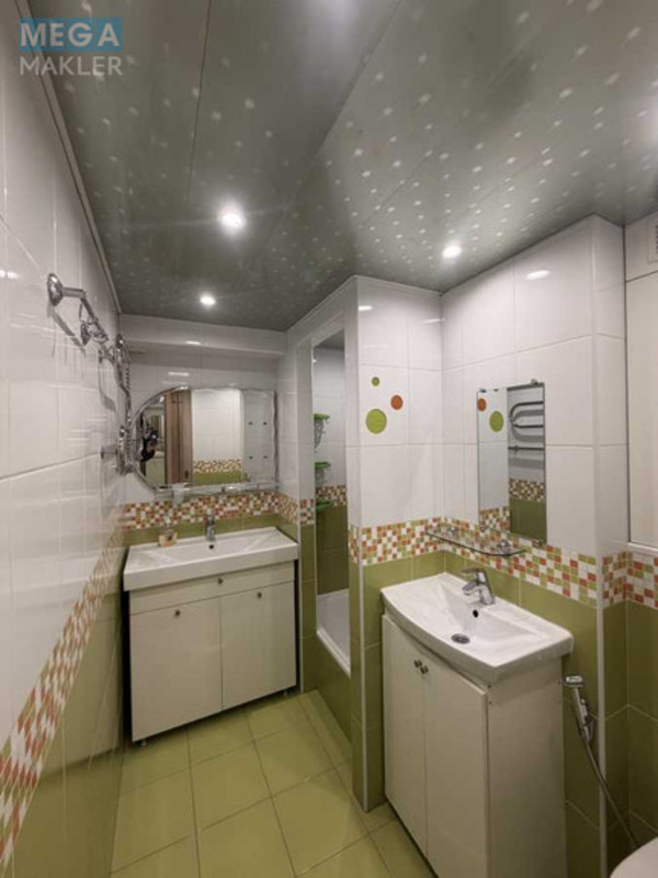 Оренда 2 кімнатної квартири, <a class="location-link" href="/kiev/" title="Недвижимость Київ">Київ</a>, <a class="location-link" href="/kiev/shevchenkovskij/" title="Недвижимость Шевченківський район">Шевченківський р-н</a>, Саксаганского ул., 147/5 (изображение 10)