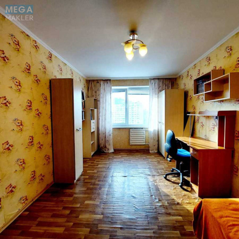 Продаж 3 кімнатної квартири (70/44/8), 13 пов. 16 пов. будинку, <a class="location-link" href="/kiev/" title="Недвижимость Київ">Київ</a>, <a class="location-link" href="/kiev/obolonskij/" title="Недвижимость Оболонський район">Оболонський р-н</a>, Героев Сталинграда просп., 39б (изображение 6)