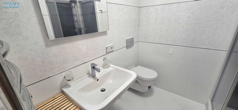 Оренда 1 кімнатної квартири, <a class="location-link" href="/kiev/" title="Недвижимость Київ">Київ</a>, <a class="location-link" href="/kiev/shevchenkovskij/" title="Недвижимость Шевченківський район">Шевченківський р-н</a>, Дмитриевская ул., 82 (изображение 9)