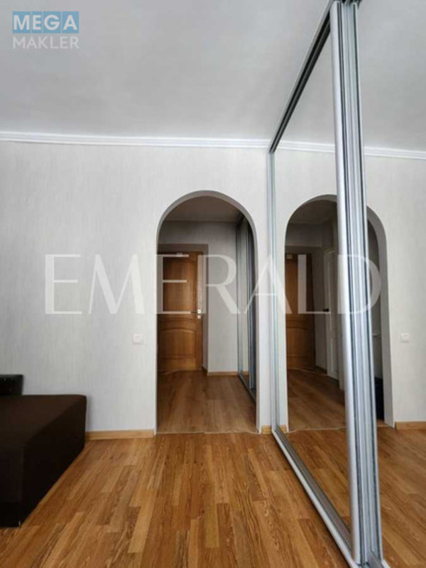 Продаж 1 кімнатної квартири (19/?/?), 3 пов. 5 пов. будинку, <a class="location-link" href="/kiev/" title="Недвижимость Київ">Київ</a>, <a class="location-link" href="/kiev/goloseevskij/" title="Недвижимость Голосіївський район">Голосіївський р-н</a>, Сеченова ул., 5 (изображение 7)