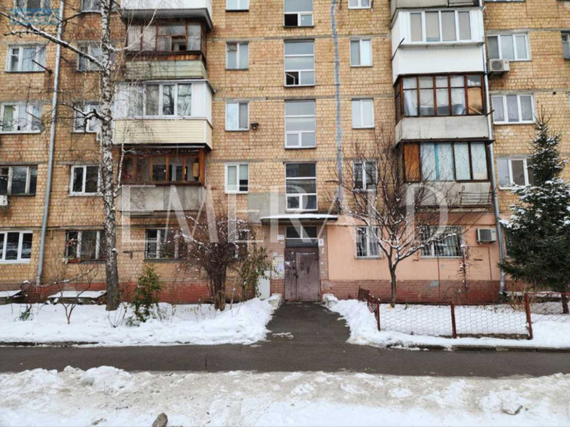 Продаж 1 кімнатної квартири (19/?/?), 3 пов. 5 пов. будинку, <a class="location-link" href="/kiev/" title="Недвижимость Київ">Київ</a>, <a class="location-link" href="/kiev/goloseevskij/" title="Недвижимость Голосіївський район">Голосіївський р-н</a>, Сеченова ул., 5 (изображение 10)
