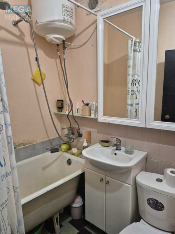 Продаж 1 кімнатної квартири (30/17/6), 5 пов. 5 пов. будинку, <a class="location-link" href="/kiev/" title="Недвижимость Київ">Київ</a>, <a class="location-link" href="/kiev/dneprovskij/" title="Недвижимость Дніпровський район">Дніпровський р-н</a>, Соборності просп., 16а (изображение 7)