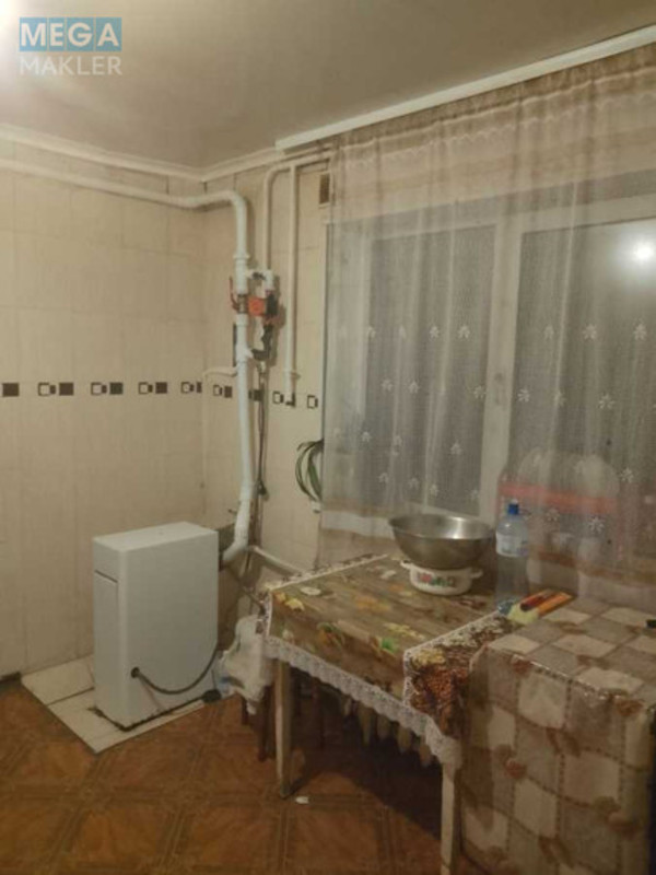 Оренда кімнати (підселення), <a class="location-link" href="/kiev/" title="Недвижимость Київ">Київ</a>, <a class="location-link" href="/kiev/darnickij/" title="Недвижимость Дарницький район">Дарницький р-н</a>, Івана Дяченка вул., 17 (изображение 5)