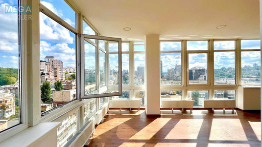 Оренда комерційної нерухомості, 452&nbsp;кв.м, под офис, <a class="location-link" href="/kiev/" title="Недвижимость Київ">Київ</a>, <a class="location-link" href="/kiev/goloseevskij/" title="Недвижимость Голосіївський район">Голосіївський р-н</a>, Саксаганського вул., 118 (изображение 5)