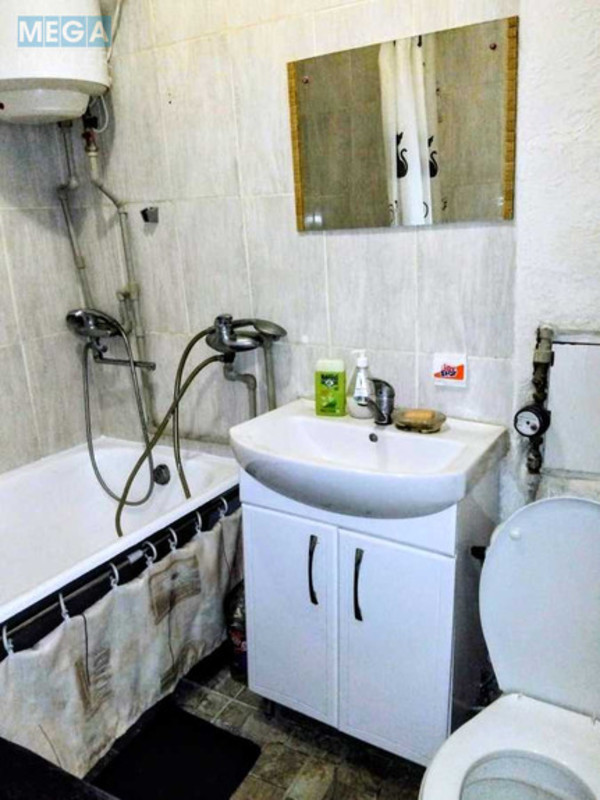 Оренда 1 кімнатної квартири, <a class="location-link" href="/odessa/" title="Недвижимость Одеса">Одеса</a>, <a class="location-link" href="/odessa/primorskij/" title="Недвижимость Приморський район">Приморський р-н</a>, Французский бульвар, 22 (изображение 2)