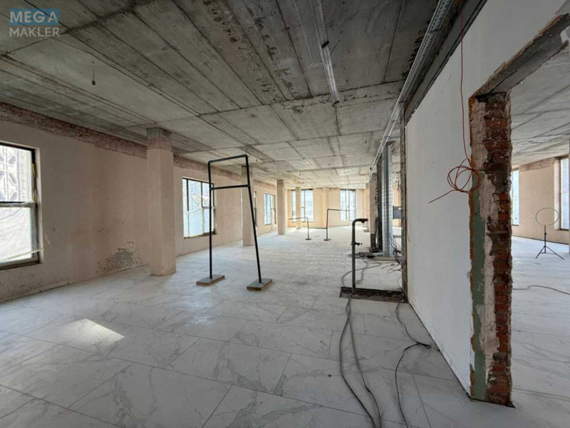 Оренда окремої будівлі/побудови, 600&nbsp;кв.м, <a class="location-link" href="/kiev/" title="Недвижимость Київ">Київ</a>, <a class="location-link" href="/kiev/podolskij/" title="Недвижимость Подольский район">Подольский р-н</a>, Олександра Мишуги вул., 1 (изображение 6)