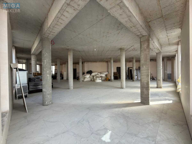 Оренда окремої будівлі/побудови, 600&nbsp;кв.м, <a class="location-link" href="/kiev/" title="Недвижимость Київ">Київ</a>, <a class="location-link" href="/kiev/podolskij/" title="Недвижимость Подольский район">Подольский р-н</a>, Олександра Мишуги вул., 1 (изображение 10)