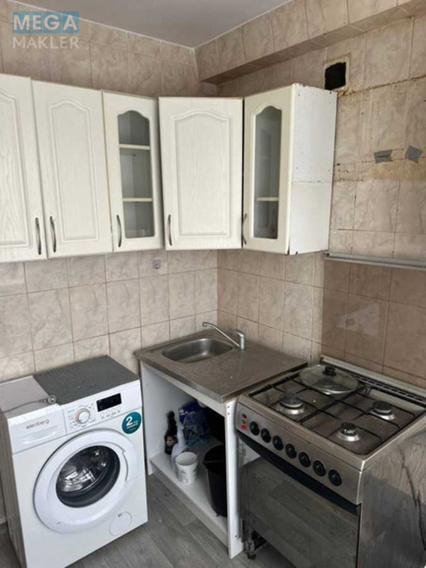 Оренда 2 кімнатної квартири, <a class="location-link" href="/kiev/" title="Недвижимость Київ">Київ</a>, <a class="location-link" href="/kiev/goloseevskij/" title="Недвижимость Голосіївський район">Голосіївський р-н</a>, Голосеевская пл., 116а (изображение 4)