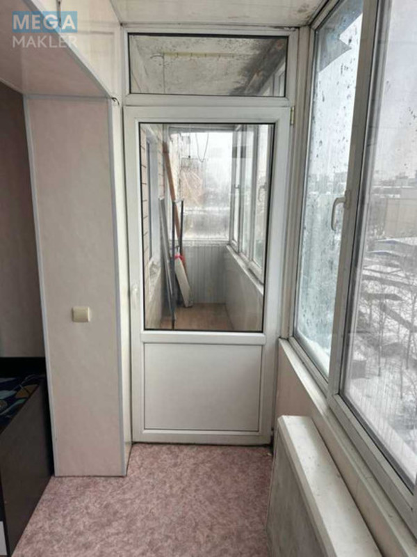 Оренда 2 кімнатної квартири, <a class="location-link" href="/kiev/" title="Недвижимость Київ">Київ</a>, <a class="location-link" href="/kiev/goloseevskij/" title="Недвижимость Голосіївський район">Голосіївський р-н</a>, Голосеевская пл., 116а (изображение 12)