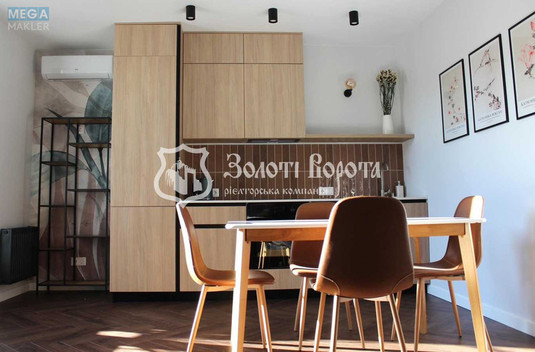 Продаж 1 кімнатної квартири (45,5/27,1/7,2), 4 пов. 9 пов. будинку, <a class="location-link" href="/kiev/" title="Недвижимость Київ">Київ</a>, <a class="location-link" href="/kiev/podolskij/" title="Недвижимость Подільський район">Подільський р-н</a>, Кирилівська вул., 37а (изображение 4)