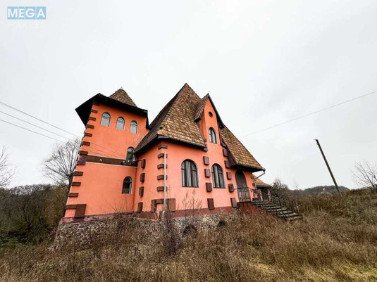 Продаж дома, 3&nbsp;поверху, 261&nbsp;кв.м, 3&nbsp;кімнати, ділянка 13&nbsp;соток, <a class="location-link" href="/gorbovichi/" title="Недвижимость Горбовичі">Горбовичі</a>, вул. Вишнева, 51 (изображение 4)