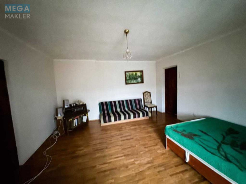 Продаж дома, 3&nbsp;поверху, 261&nbsp;кв.м, 3&nbsp;кімнати, ділянка 13&nbsp;соток, <a class="location-link" href="/gorbovichi/" title="Недвижимость Горбовичі">Горбовичі</a>, вул. Вишнева, 51 (изображение 23)