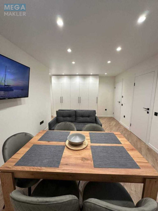 Продаж 3 кімнатної квартири (56/32/18), 1 пов. 9 пов. будинку, <a class="location-link" href="/odessa/" title="Недвижимость Одеса">Одеса</a>, <a class="location-link" href="/odessa/primorskij/" title="Недвижимость Приморський район">Приморський р-н</a>, Армейская, 12 (изображение 3)