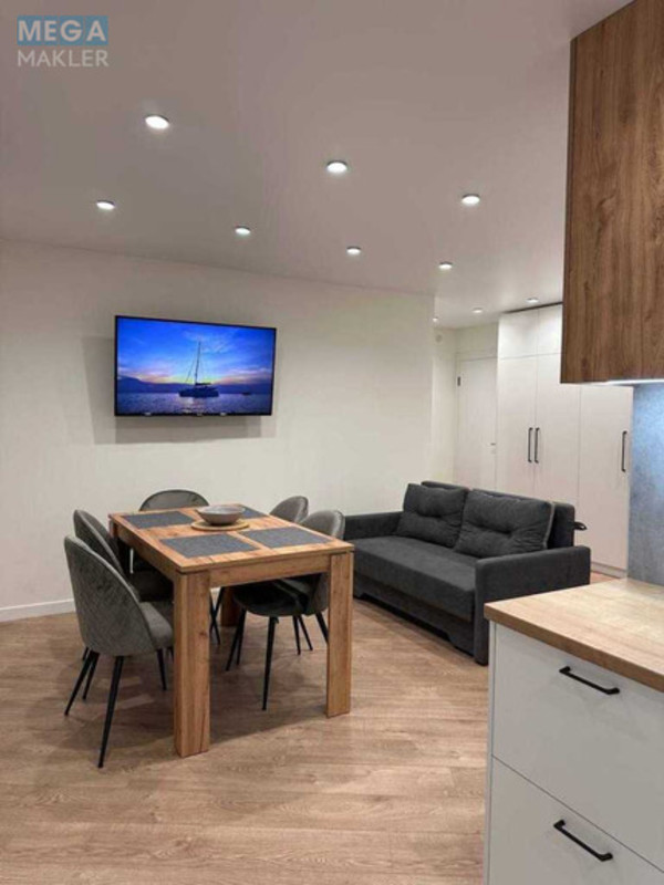 Продаж 3 кімнатної квартири (56/32/18), 1 пов. 9 пов. будинку, <a class="location-link" href="/odessa/" title="Недвижимость Одеса">Одеса</a>, <a class="location-link" href="/odessa/primorskij/" title="Недвижимость Приморський район">Приморський р-н</a>, Армейская, 12 (изображение 16)