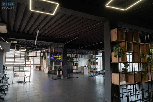 Оренда комерційної нерухомості, 530&nbsp;кв.м, под офис, <a class="location-link" href="/uzhgorod/" title="Недвижимость Ужгород">Ужгород</a>, Івана Чендея, 5 (изображение 2)