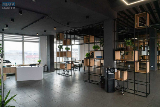 Оренда комерційної нерухомості, 530&nbsp;кв.м, под офис, <a class="location-link" href="/uzhgorod/" title="Недвижимость Ужгород">Ужгород</a>, Івана Чендея, 5 (изображение 13)