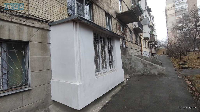 Продаж 2 кімнатної квартири (45/29/6), 1 пов. 5 пов. будинку, <a class="location-link" href="/kiev/" title="Недвижимость Київ">Київ</a>, <a class="location-link" href="/kiev/solomenskij/" title="Недвижимость Солом'янський район">Солом'янський р-н</a>, Юлиуса Фучика ул., 17 (изображение 5)