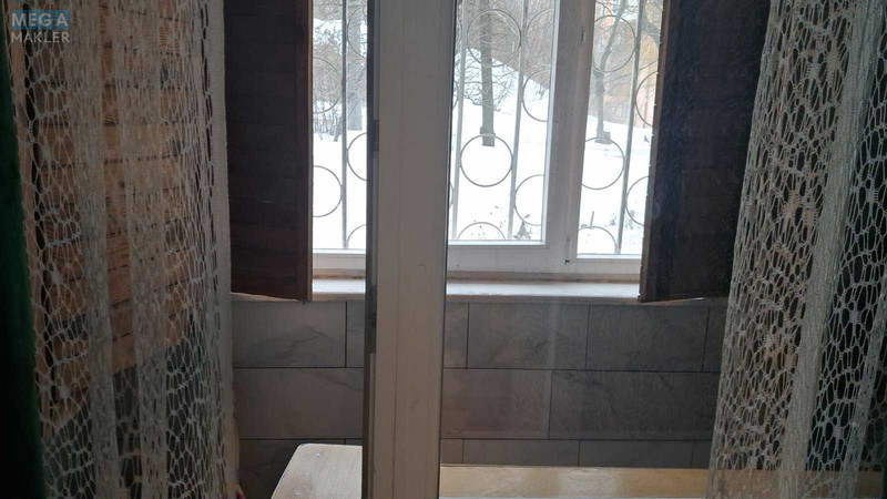 Продаж 2 кімнатної квартири (45/29/6), 1 пов. 5 пов. будинку, <a class="location-link" href="/kiev/" title="Недвижимость Київ">Київ</a>, <a class="location-link" href="/kiev/solomenskij/" title="Недвижимость Солом'янський район">Солом'янський р-н</a>, Юлиуса Фучика ул., 17 (изображение 18)