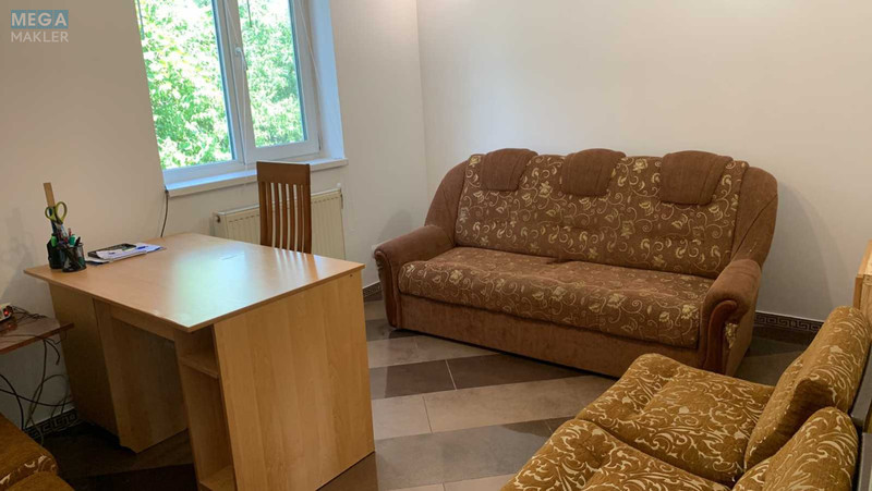 Продаж дома, 2&nbsp;поверху, 123&nbsp;кв.м, 5&nbsp;кімнат, ділянка 6&nbsp;соток, <a class="location-link" href="/glevaha/" title="Недвижимость Глеваха">Глеваха</a>, Садова (изображение 6)