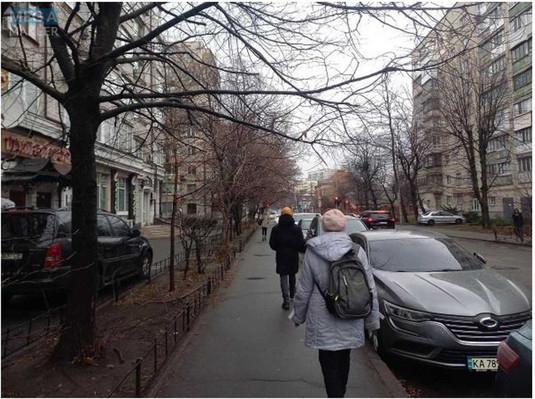 Продаж комерційної нерухомості, 189,90&nbsp;кв.м, под магазин, <a class="location-link" href="/kiev/" title="Недвижимость Київ">Київ</a>, <a class="location-link" href="/kiev/solomenskij/" title="Недвижимость Солом'янський район">Солом'янський р-н</a>, Андрія Головка вул., 12 (изображение 2)