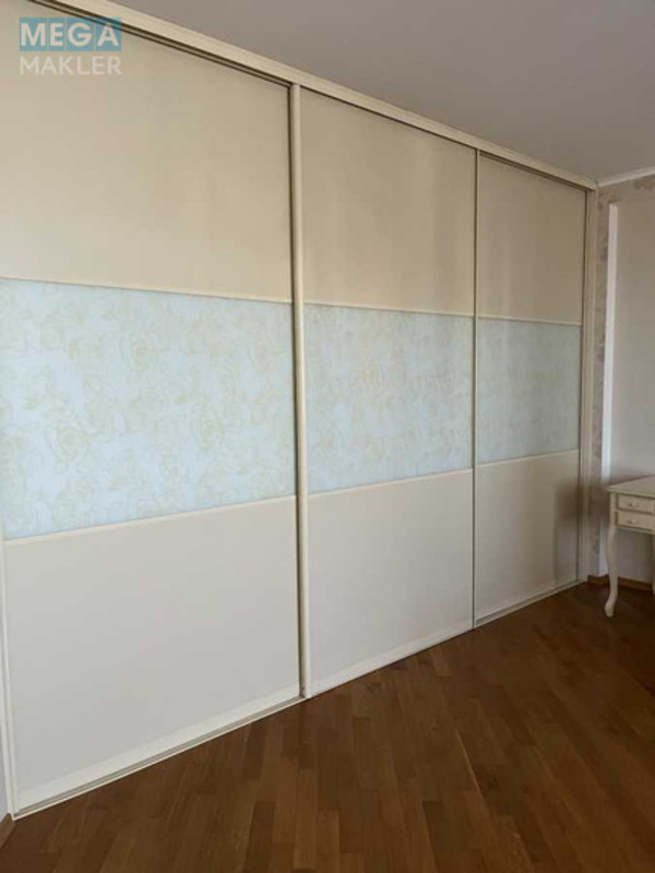 Продаж 2 кімнатної квартири (65/40/10), 17 пов. 23 пов. будинку, <a class="location-link" href="/kiev/" title="Недвижимость Київ">Київ</a>, <a class="location-link" href="/kiev/zamostyanskij/" title="Недвижимость Замостянский район">Замостянский р-н</a>, Саперно-Слобідський проїзд, 22 (изображение 4)