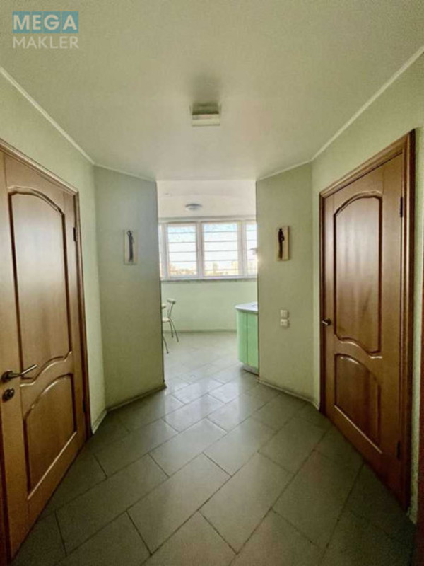 Продаж 2 кімнатної квартири (65/40/10), 17 пов. 23 пов. будинку, <a class="location-link" href="/kiev/" title="Недвижимость Київ">Київ</a>, <a class="location-link" href="/kiev/zamostyanskij/" title="Недвижимость Замостянский район">Замостянский р-н</a>, Саперно-Слобідський проїзд, 22 (изображение 9)