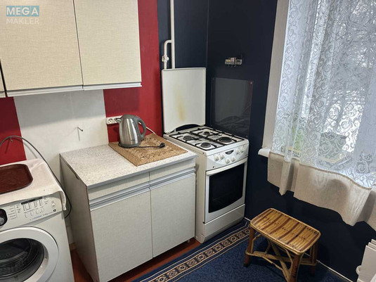 Оренда 1 кімнатної квартири, <a class="location-link" href="/kiev/" title="Недвижимость Київ">Київ</a>, <a class="location-link" href="/kiev/svyatoshinskij/" title="Недвижимость Святошинський район">Святошинський р-н</a>, Жолудєва вул., 1а (изображение 9)