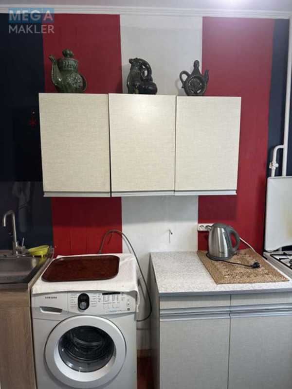 Оренда 1 кімнатної квартири, <a class="location-link" href="/kiev/" title="Недвижимость Київ">Київ</a>, <a class="location-link" href="/kiev/svyatoshinskij/" title="Недвижимость Святошинський район">Святошинський р-н</a>, Жолудєва вул., 1а (изображение 10)