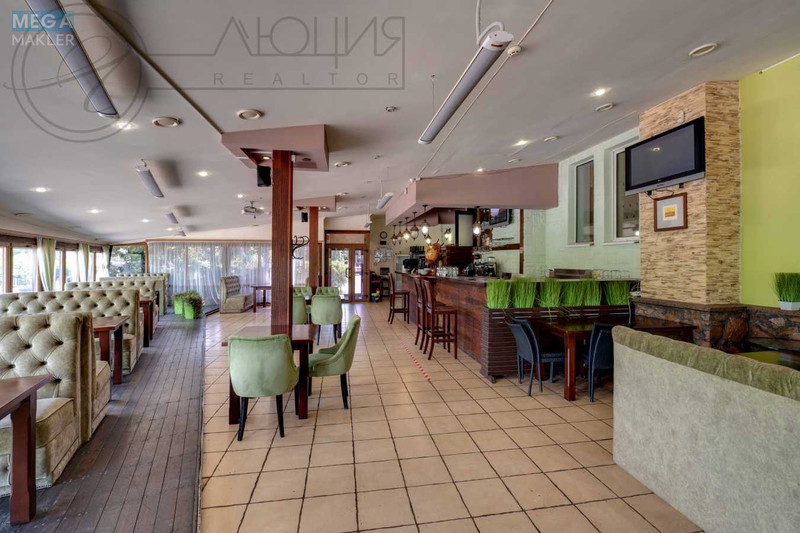 Продаж комерційної нерухомості, 253&nbsp;кв.м, под офис, <a class="location-link" href="/kiev/" title="Недвижимость Київ">Київ</a>, <a class="location-link" href="/kiev/obolonskij/" title="Недвижимость Оболонський район">Оболонський р-н</a>, Героев Сталинграда просп., 12Д (изображение 7)