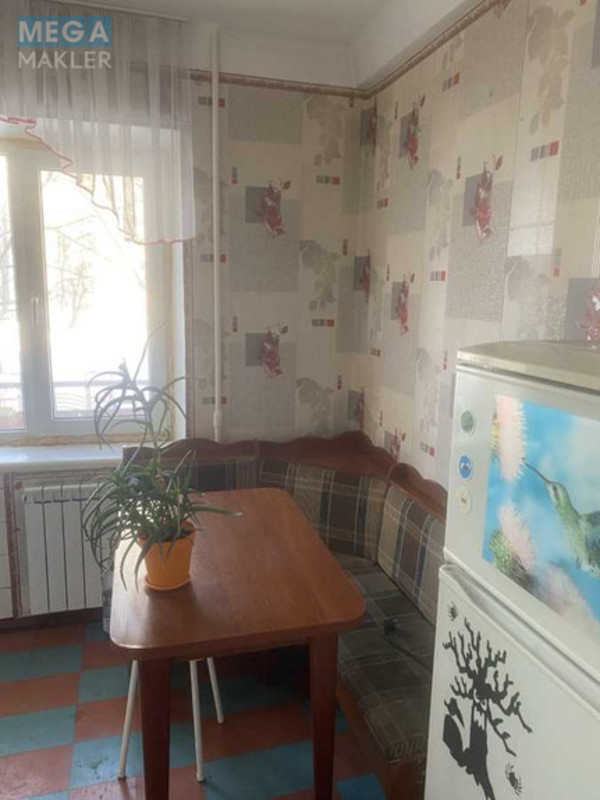 Оренда 2 кімнатної квартири, <a class="location-link" href="/kiev/" title="Недвижимость Київ">Київ</a>, <a class="location-link" href="/kiev/svyatoshinskij/" title="Недвижимость Святошинський район">Святошинський р-н</a>, Академика Булаховского ул., 28А (изображение 9)