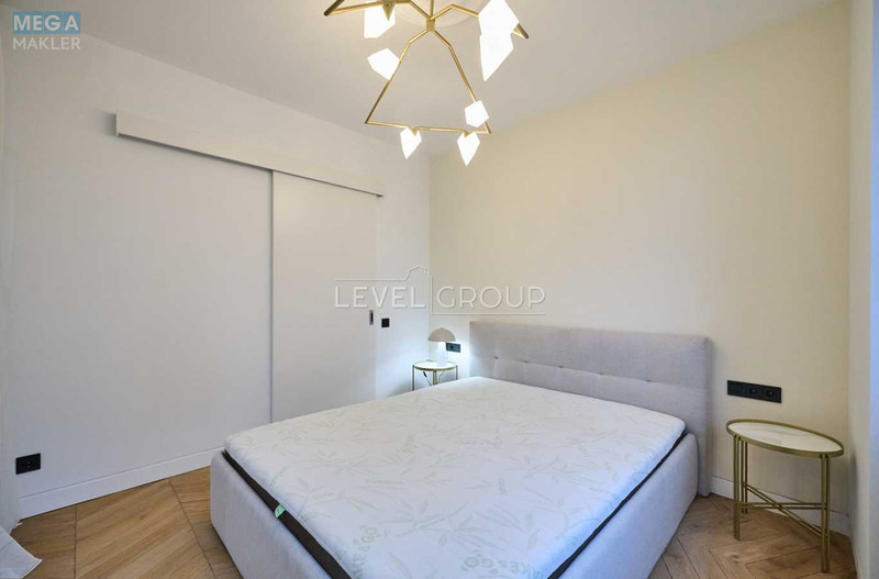 Продаж 1 кімнатної квартири (57/10/35), 4 пов. 23 пов. будинку, <a class="location-link" href="/kiev/" title="Недвижимость Київ">Київ</a>, <a class="location-link" href="/kiev/pecherskij/" title="Недвижимость Печерський район">Печерський р-н</a>, Антоновича вул., 74 (изображение 6)