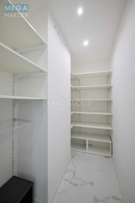 Продаж 1 кімнатної квартири (57/10/35), 4 пов. 23 пов. будинку, <a class="location-link" href="/kiev/" title="Недвижимость Київ">Київ</a>, <a class="location-link" href="/kiev/pecherskij/" title="Недвижимость Печерський район">Печерський р-н</a>, Антоновича вул., 74 (изображение 7)